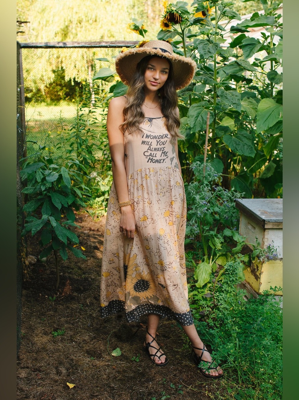 MARKET OF STARS Milk & Honey Boheme Slip Dress Bees Call Me Honey Size L/XL VGUC